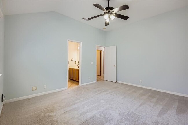 Building Photo - 903 Jasmine Trail