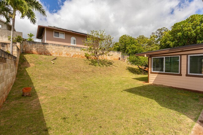 Building Photo - 3BD/2BA Single Family Home in Mililani Mauka with Solar and 2 Car Garage