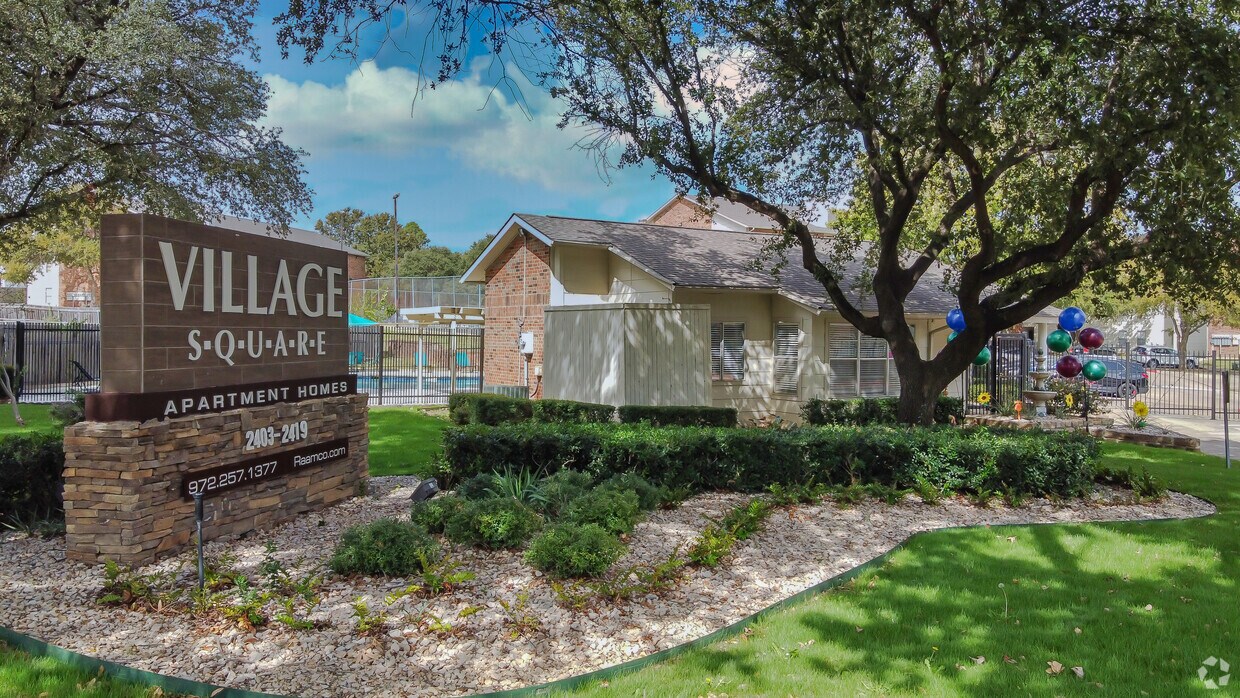 Village Square Apartments Irving