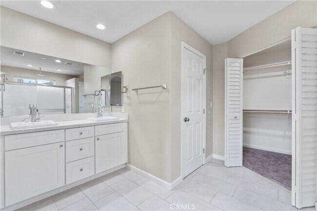 Building Photo - 8104 Corona Ave