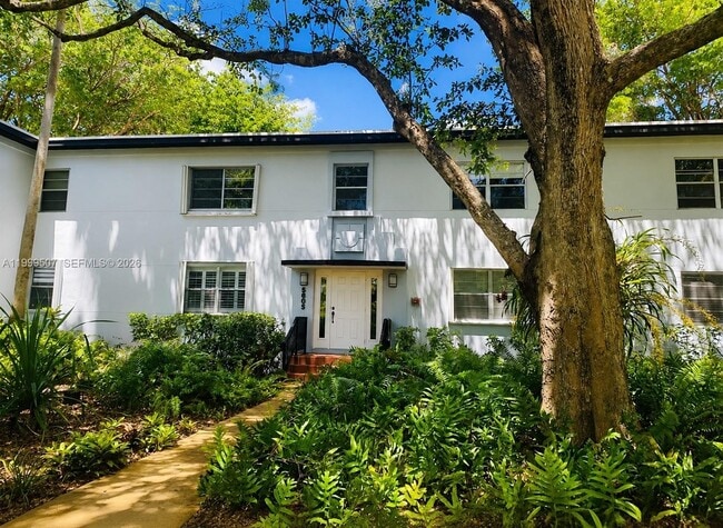 Building Photo - 5605 SW 80th St