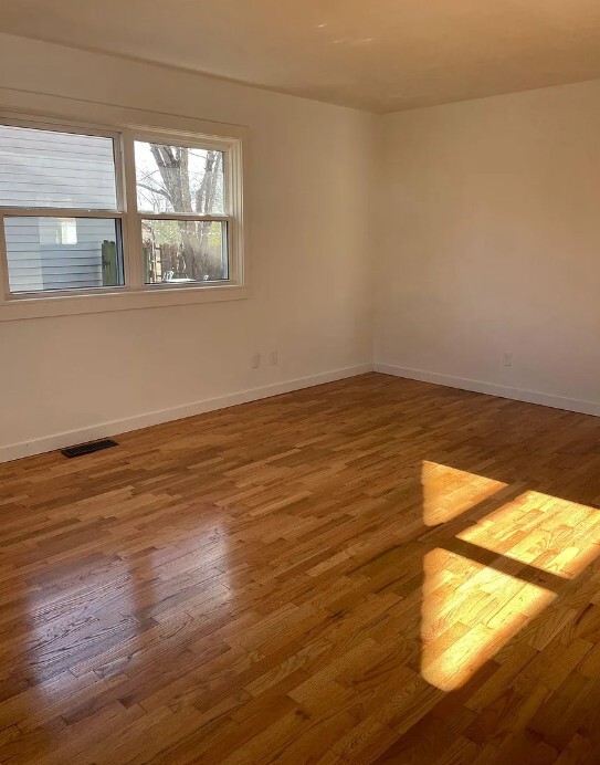 Building Photo - 1108 S Orchard St