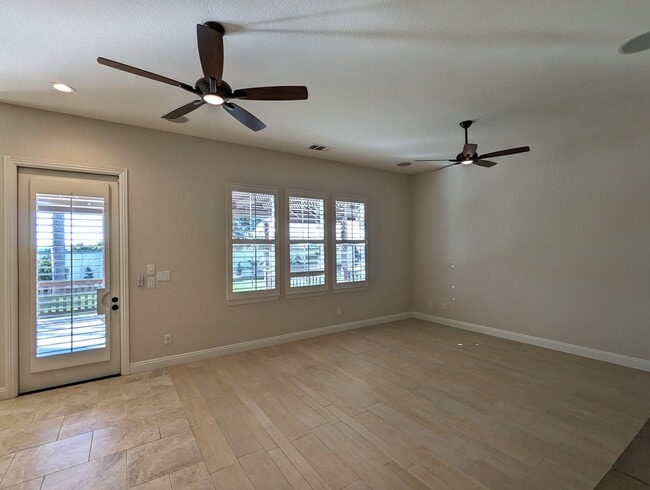 Building Photo - 6217 Alverton Dr