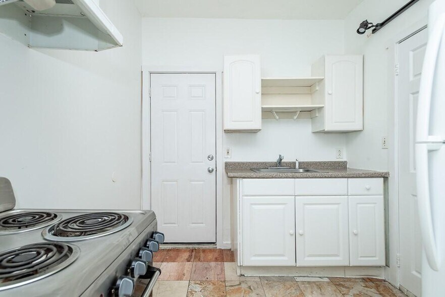 Building Photo - 289 Hancock St