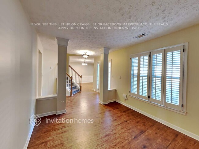 Building Photo - 9008 Mallory Ln