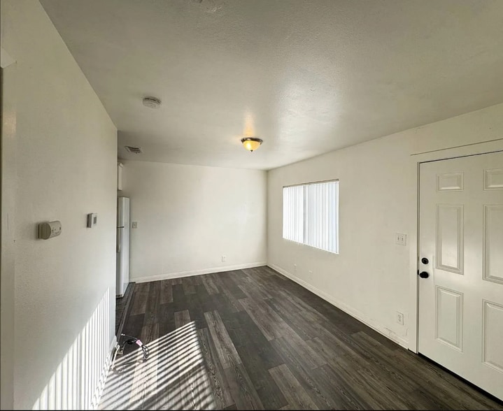 Living Room - 2838 El Nido Dr