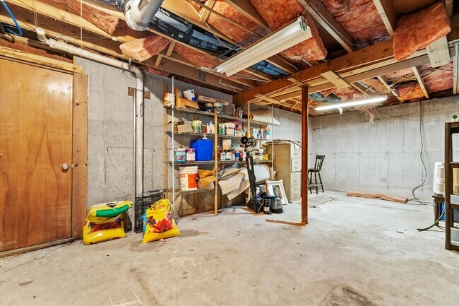Building Photo - 71 Wheeler Rd