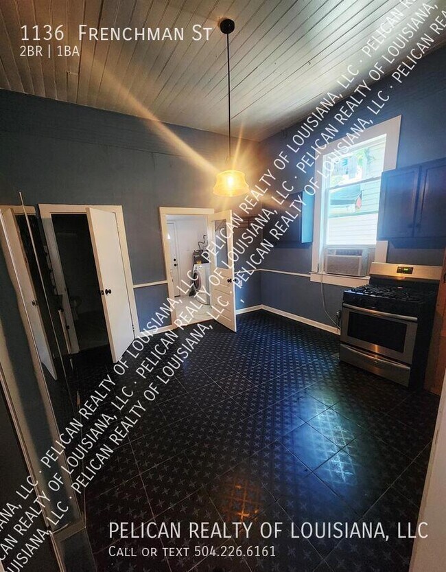 Building Photo - 1136 Frenchmen St