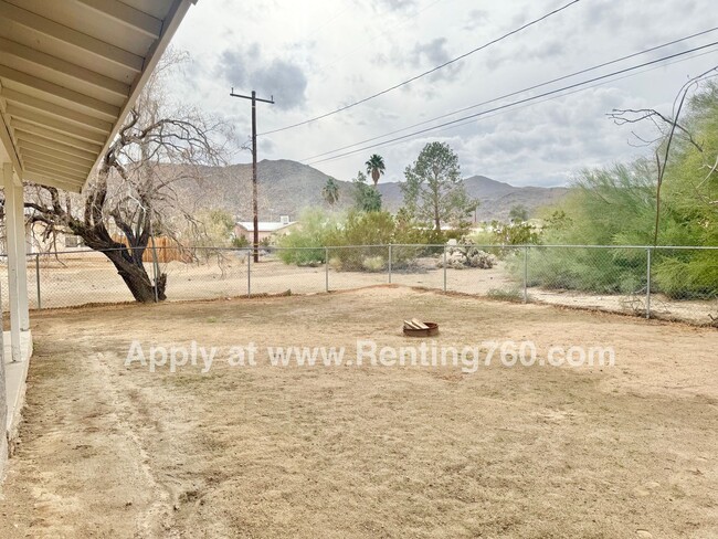 Building Photo - Beautifully Furnished Move-In Ready Home!