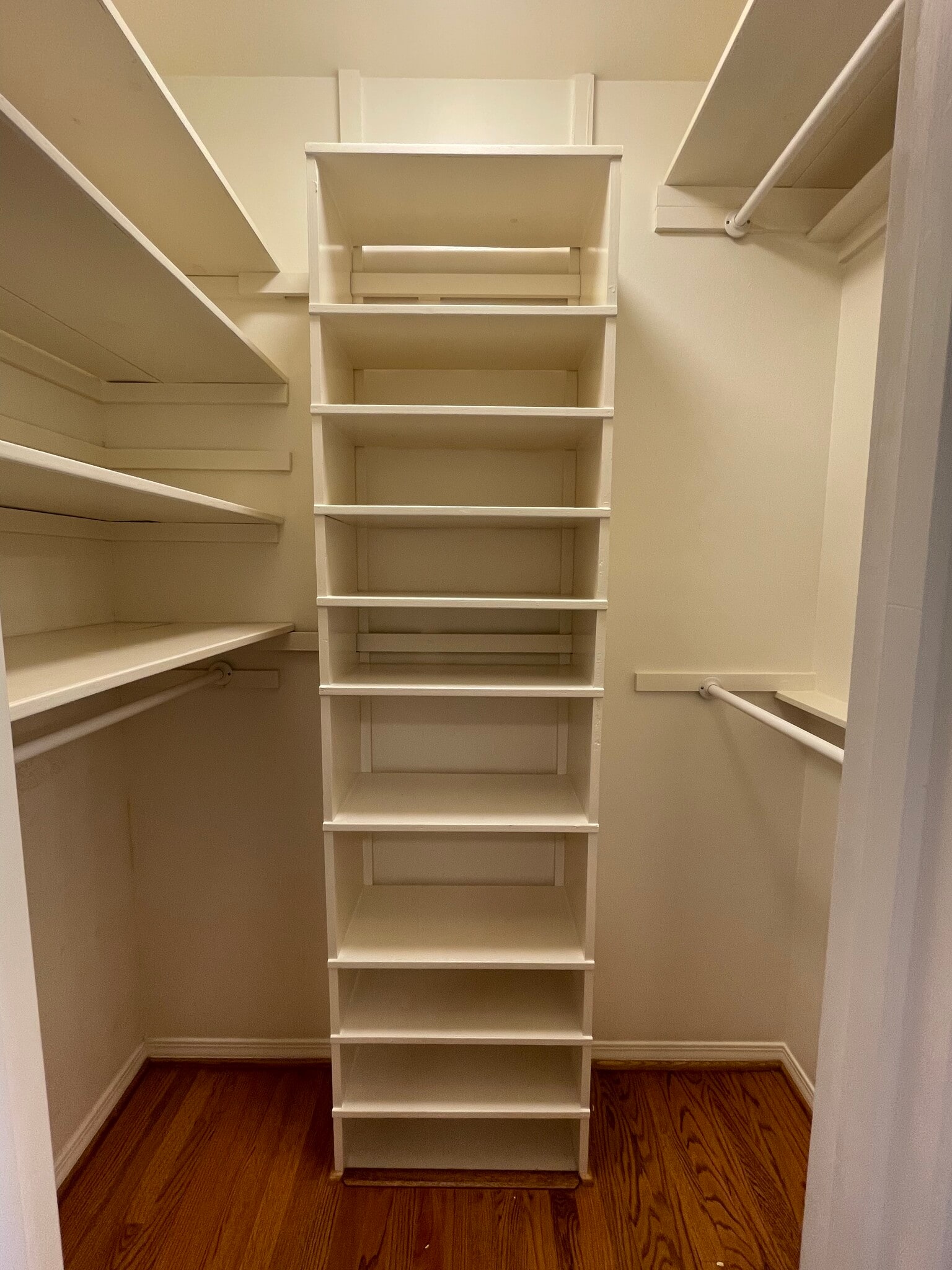 Primary br closets - 1500 Preston Ave