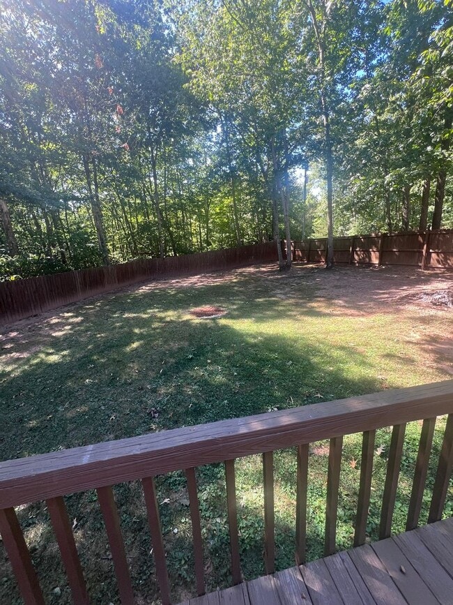 Building Photo - 3 Bedroom House in Rustburg