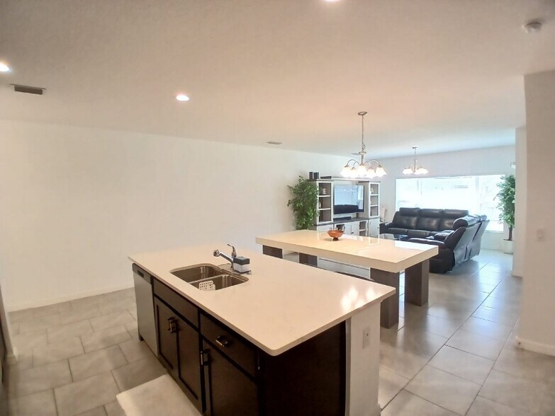 Building Photo - 1278 Wispy Cypress Dr