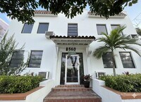 Building Photo - 1560 SW 5th St