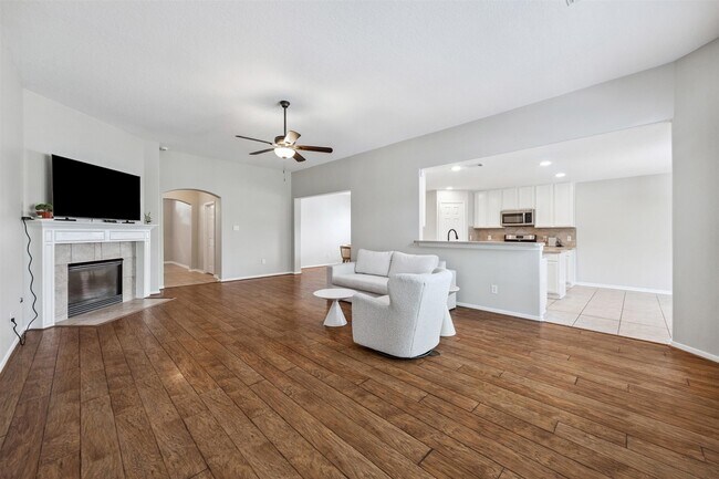 Building Photo - 18214 Olive Tree Ct