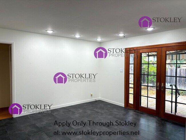 Building Photo - 2510 Biscay Way