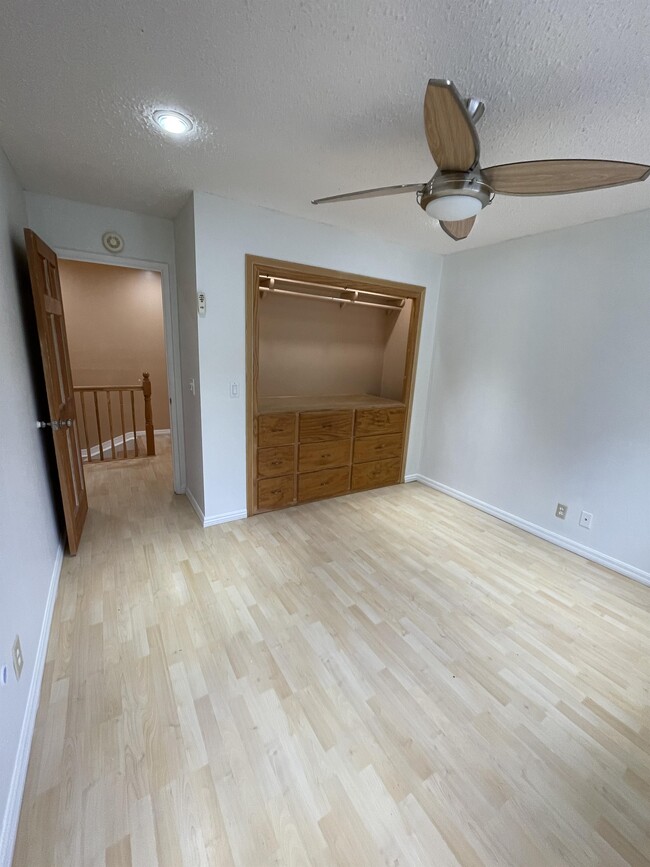 Building Photo - 2607 Spinnaker Ave