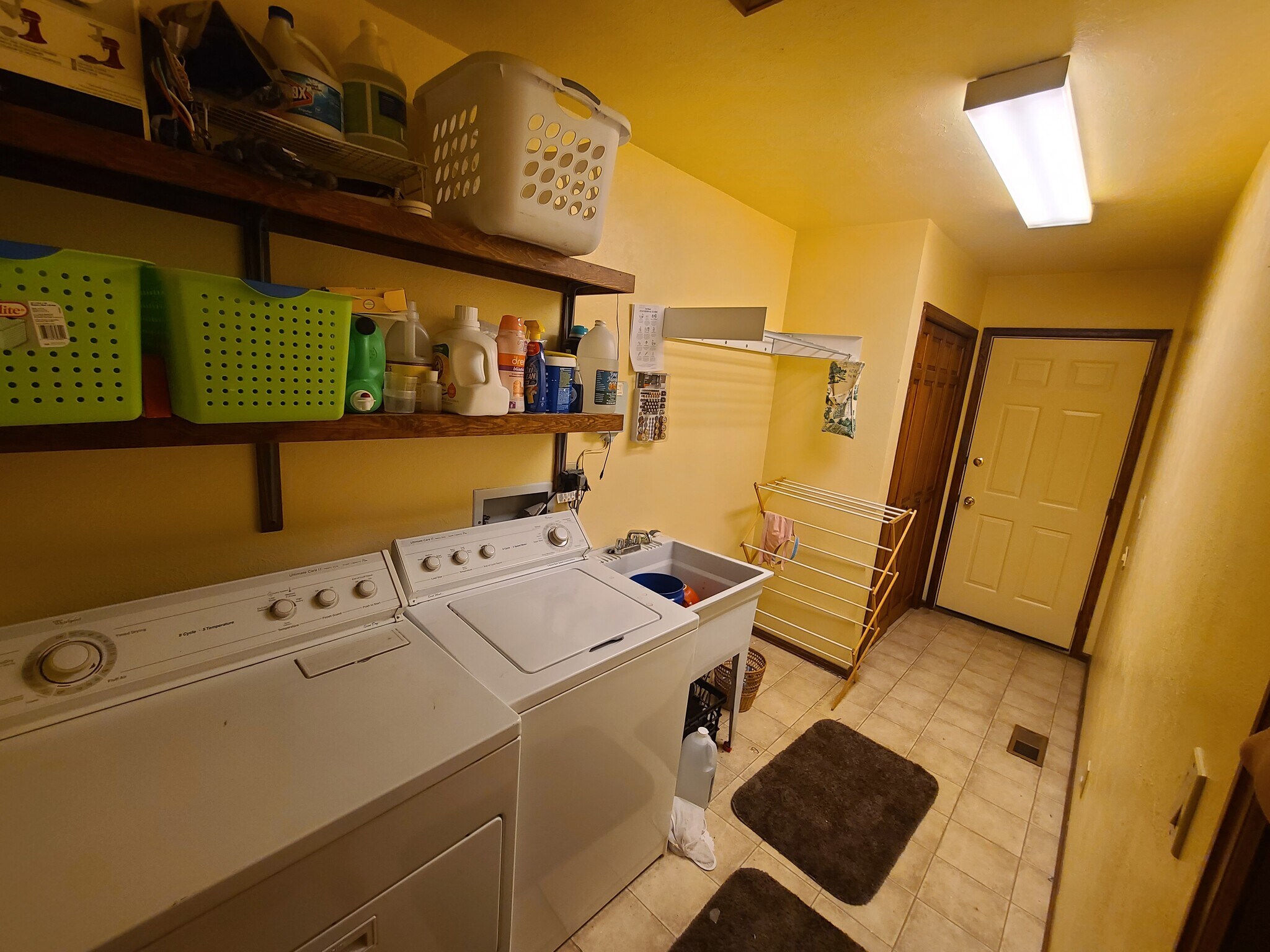 Building Photo - 1451 McArthur Ave