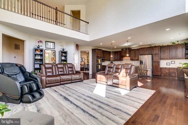 Building Photo - 23582 Prosperity Ridge Pl