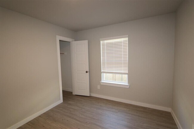 Building Photo - 17422 Cyprian Cedar Lane