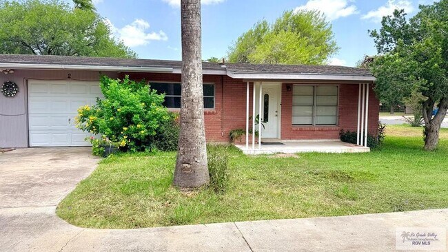 Building Photo - 1111 Rosemond Ct