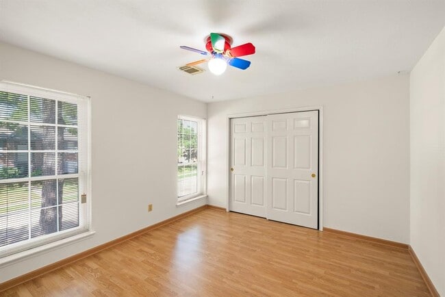 Building Photo - 12819 Orchard Hollow Way