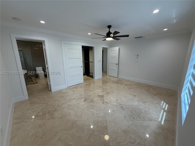 Building Photo - 9341 Dickens Ave