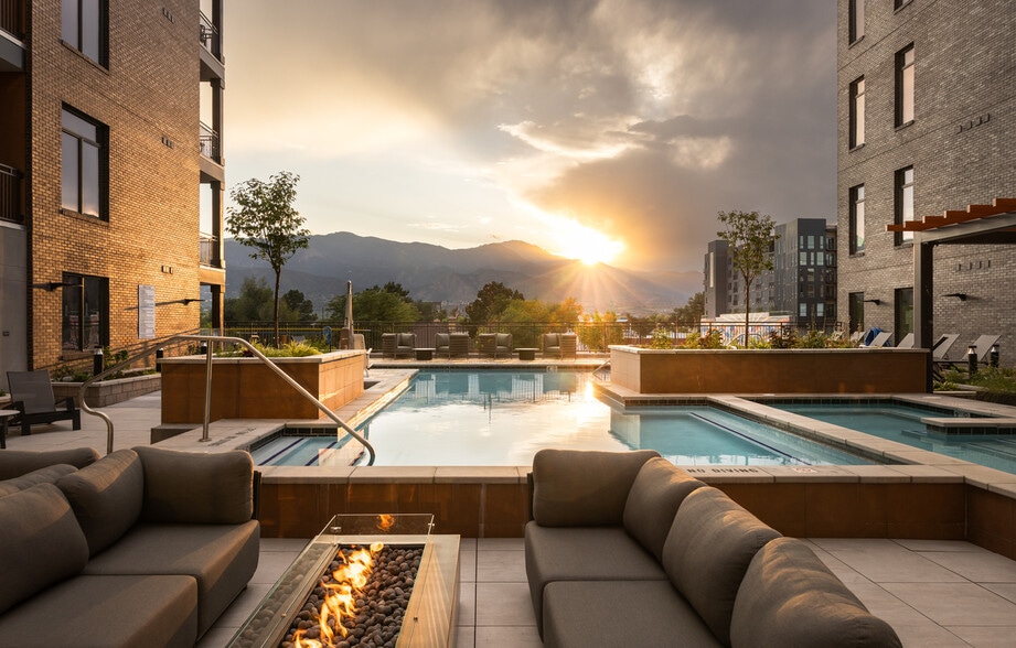 Building Photo - Dorian