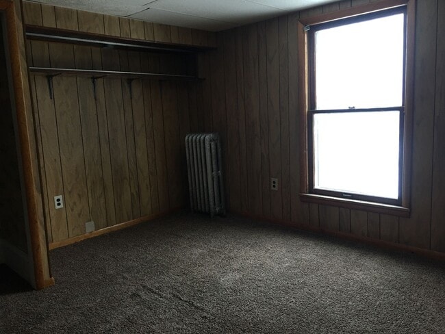 Building Photo - 611 Steward Ave