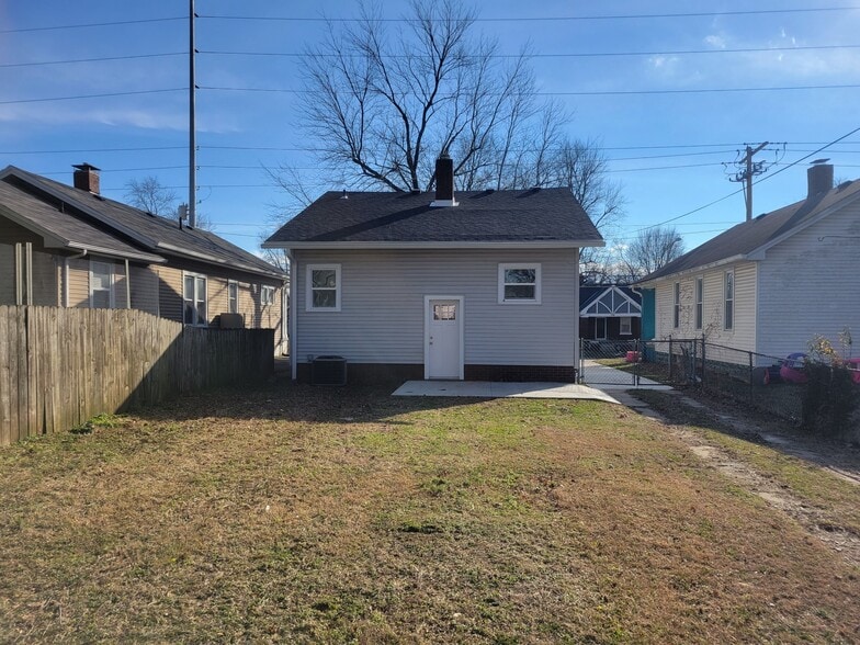 Back yard - 1708 Bellemeade Ave