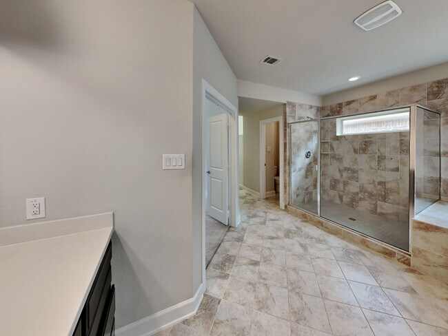 Building Photo - Breathtaking 4-bedroom home in the highly ...