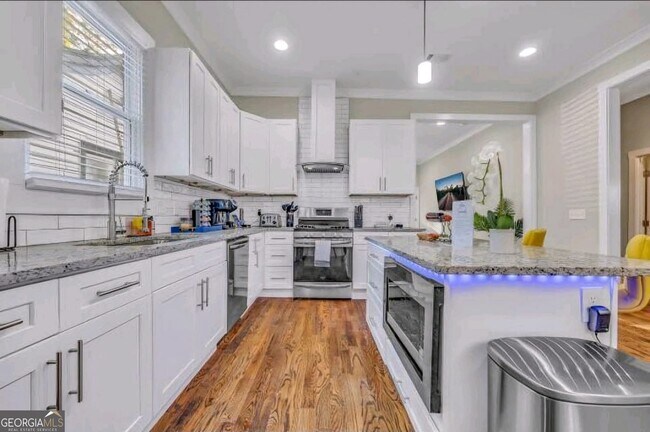 Building Photo - 1013 Peeples St SW