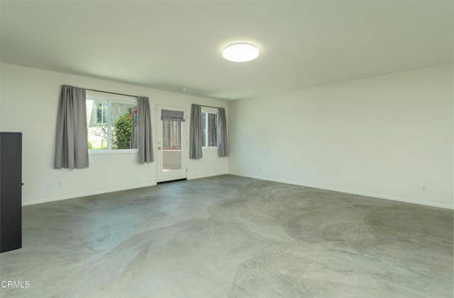 Building Photo - 1221 Fernside Dr