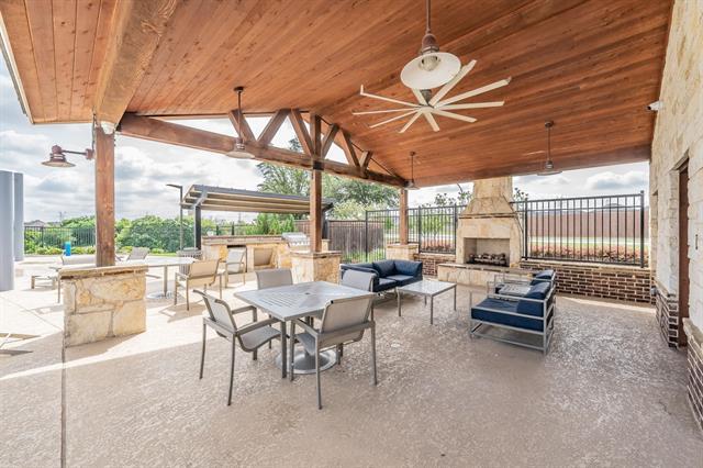 Building Photo - 14404 Home Trl