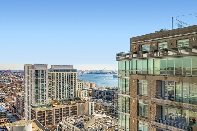 Building Photo - 675 President St