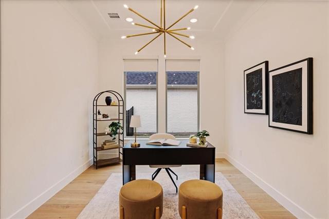 Building Photo - 4800 Muleshoe Ln