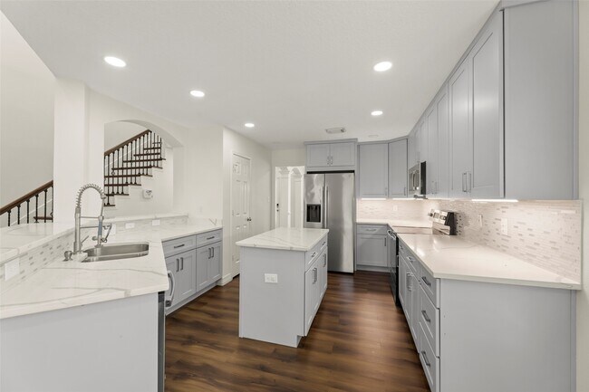 Building Photo - 15006 Sapling Oak Ct