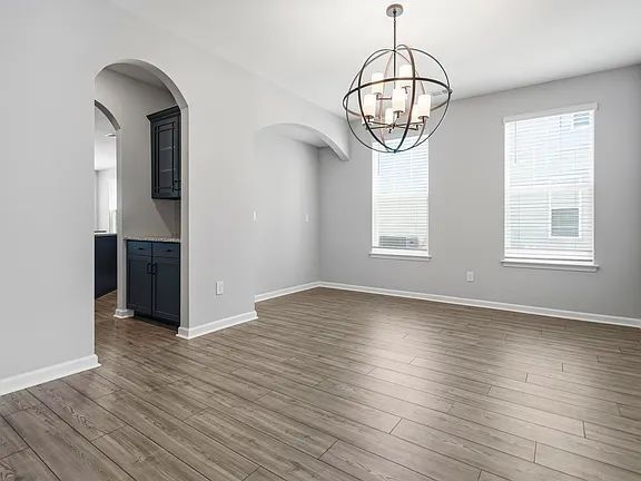 Building Photo - Expansive 6-Bedroom Home – 4300 Sq Ft in Arcadia
