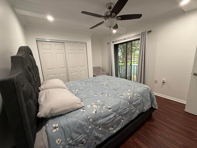 Building Photo - 2410 24th Ln