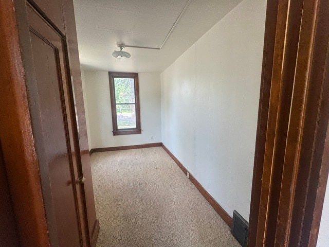 Building Photo - 2020 Maxwell Ave