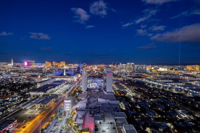 Building Photo - 4381 W Flamingo Rd