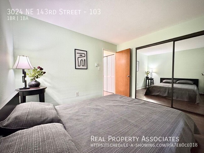 Building Photo - 3024 NE 143rd St