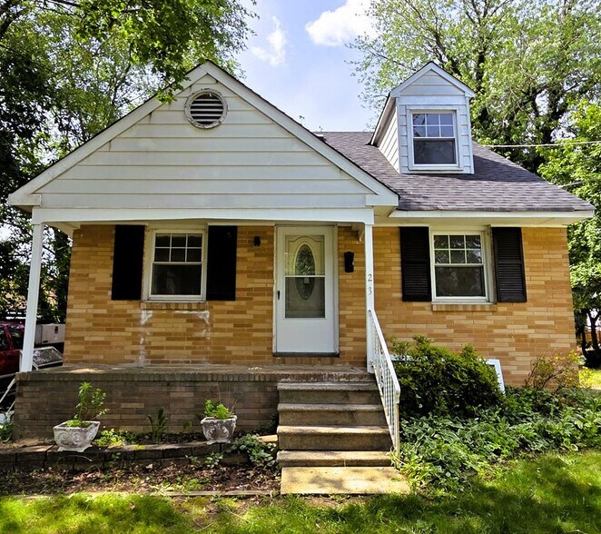 Building Photo - 23 W Emlen Ave