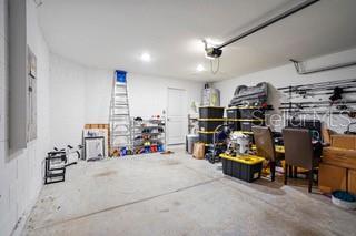 Building Photo - 5246 Neil Dr