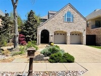 Building Photo - 40 Emerald Pond Dr