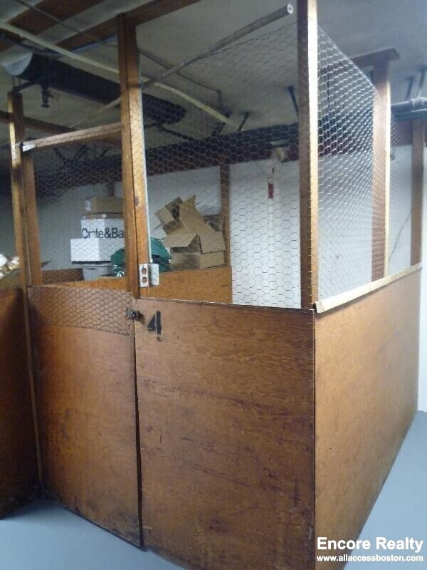 Building Photo - 75 Wyman St