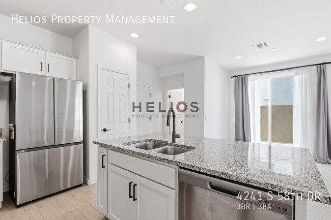 Building Photo - 4241 S 58th Dr