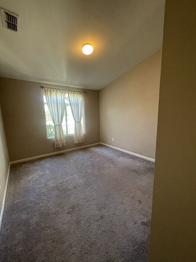 Building Photo - 2912 Mars Hill St