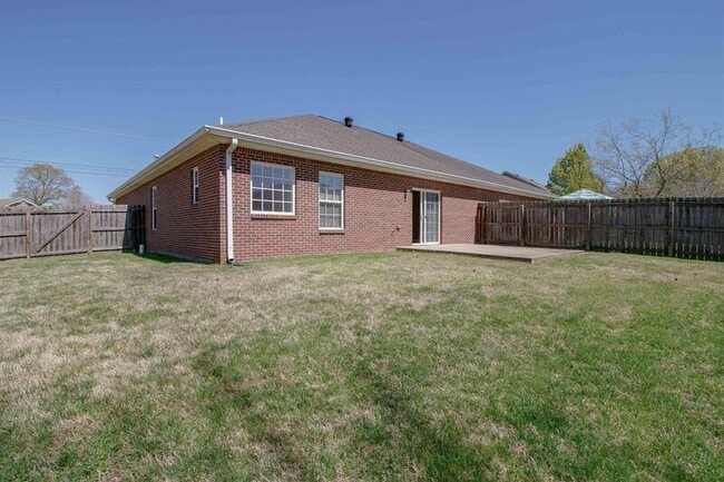 Building Photo - 2371- B Ellsworth Drive