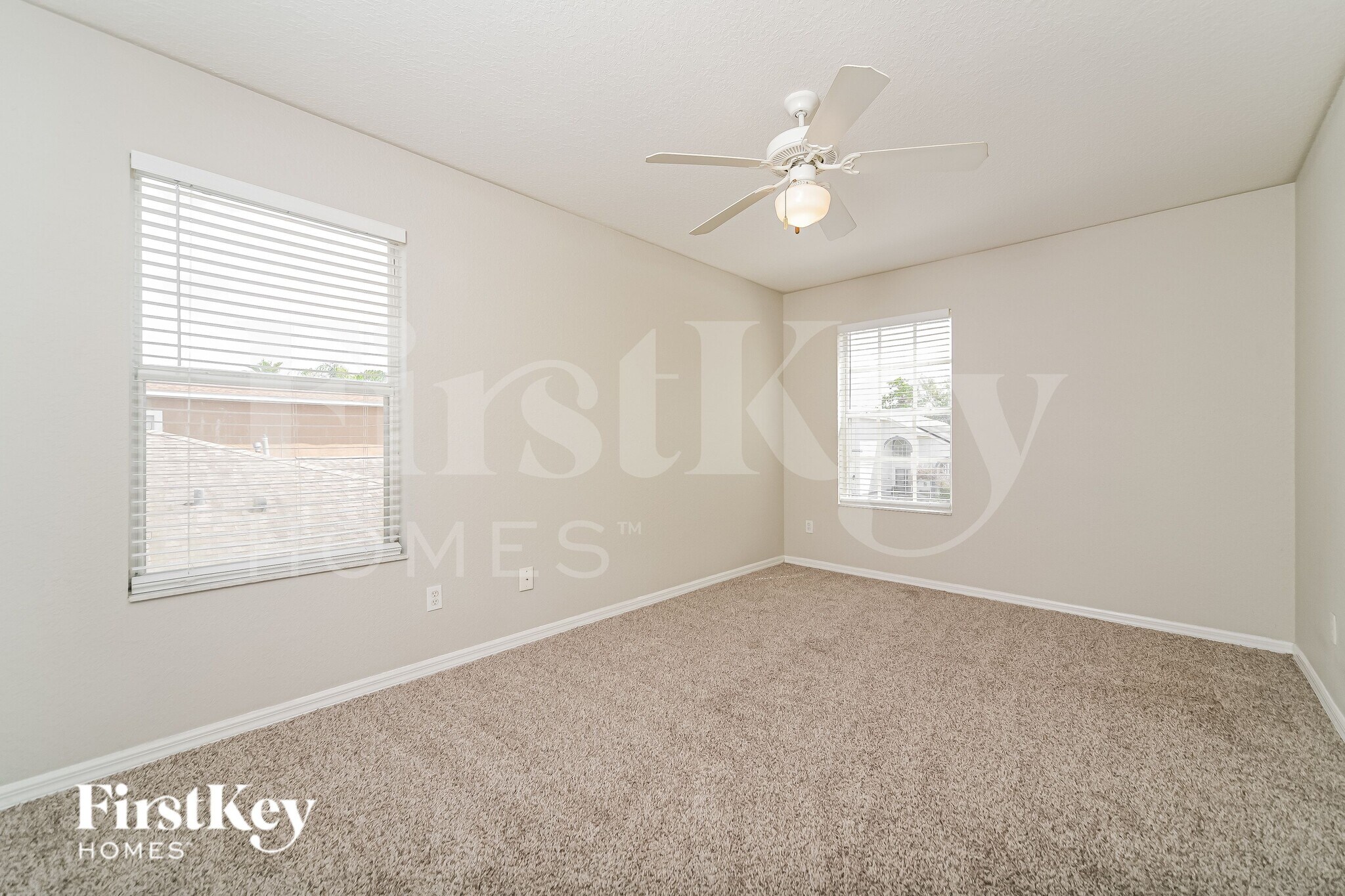 Building Photo - 301 Balmoral Ct