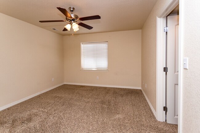 Building Photo - Spacious 5-Bedroom Home with Finished Base...